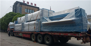 六一兒童節百強上海浦東客戶訂購的5輥燙平機等洗滌設備發貨