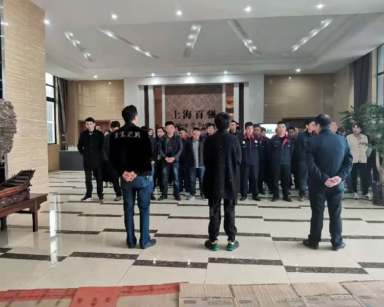 百強(qiáng)洗滌設(shè)備號(hào)召員工積極參與疫苗接種