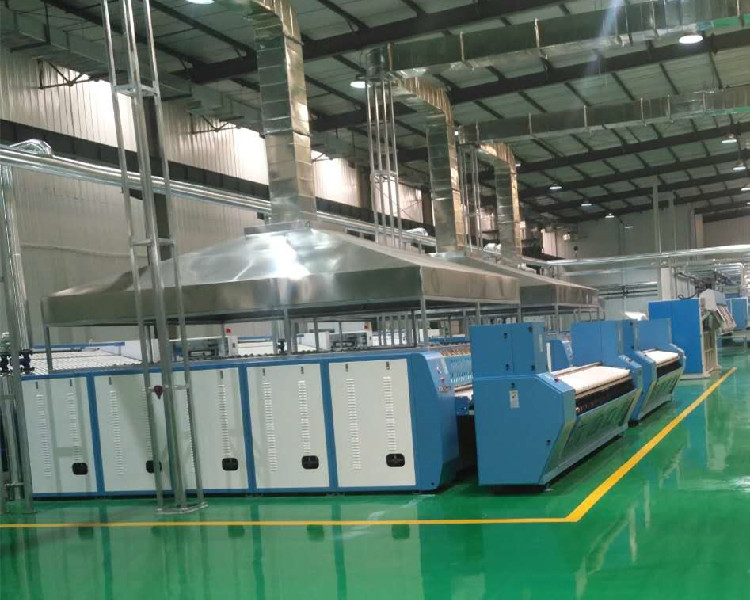 酒店布草洗滌公司如何提升床單被套熨平的平整度 這樣做